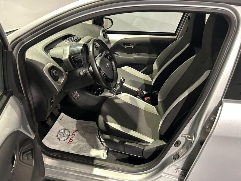 Toyota Aygo Aygo Connect 1.0 VVT-i 72 CV 5 porte x-play MMT