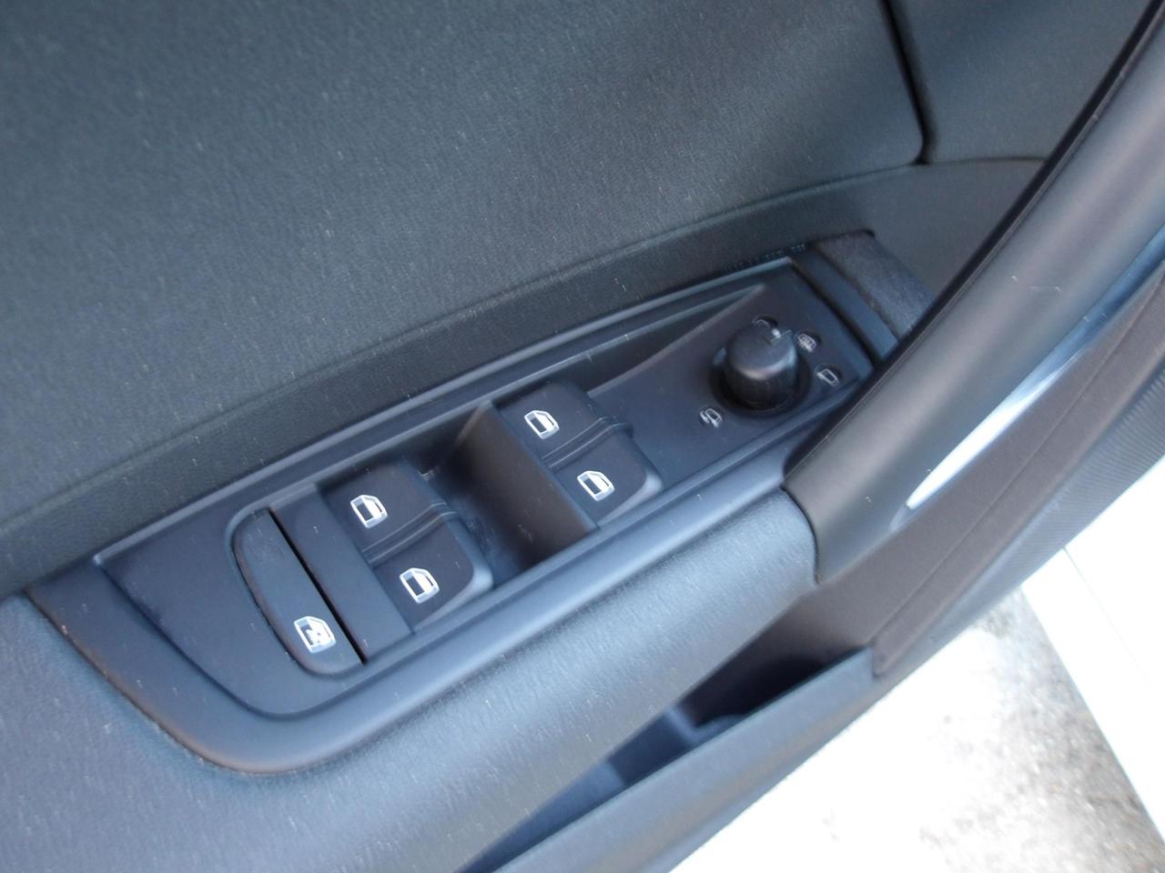 Audi A1 Sportback 1.6 tdi Ambition S - LINE 105cv