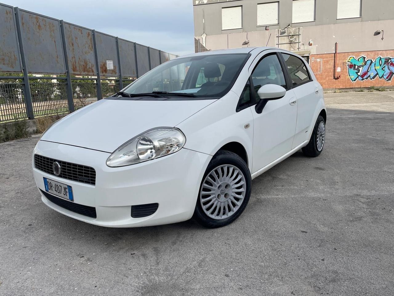 Fiat Grande Punto Restayling 1.3 MJT 75 CV 5 porte Dynamic Full