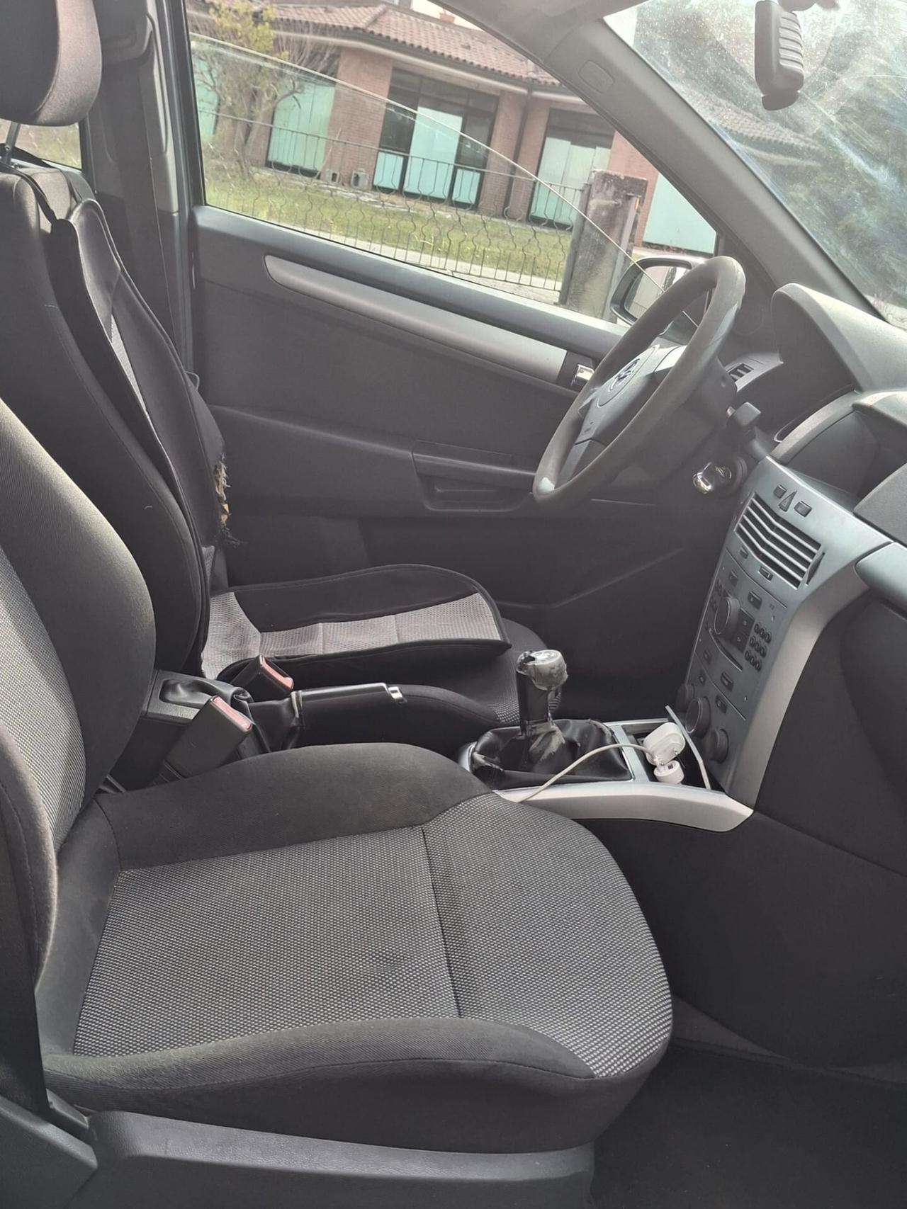 Opel Astra 1.7 CDTI 110CV Station Wagon Cosmo