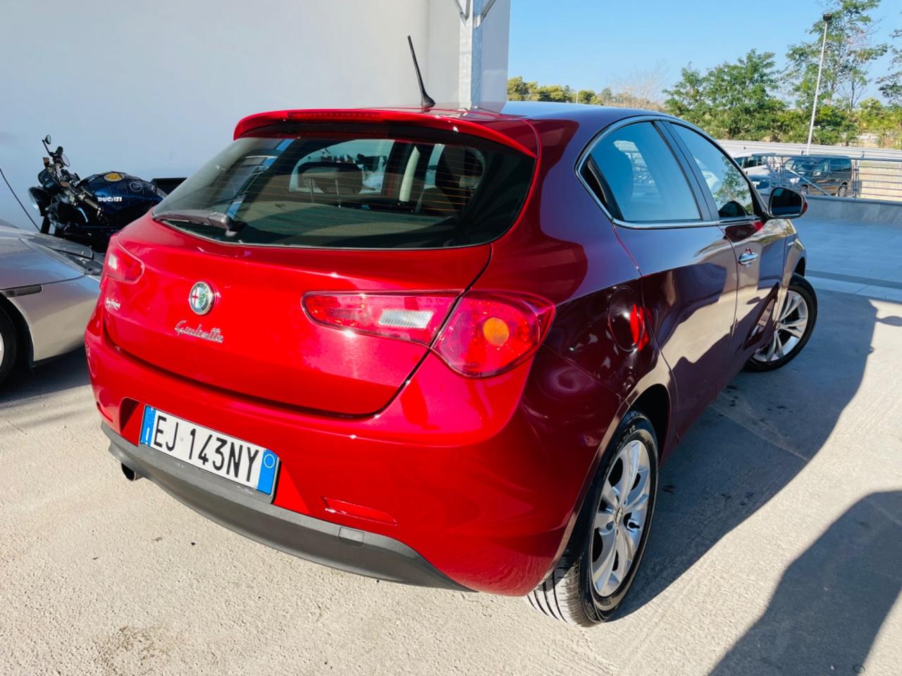 Alfa Romeo Giulietta 1.6 JTDm-2 105 CV Distinctive