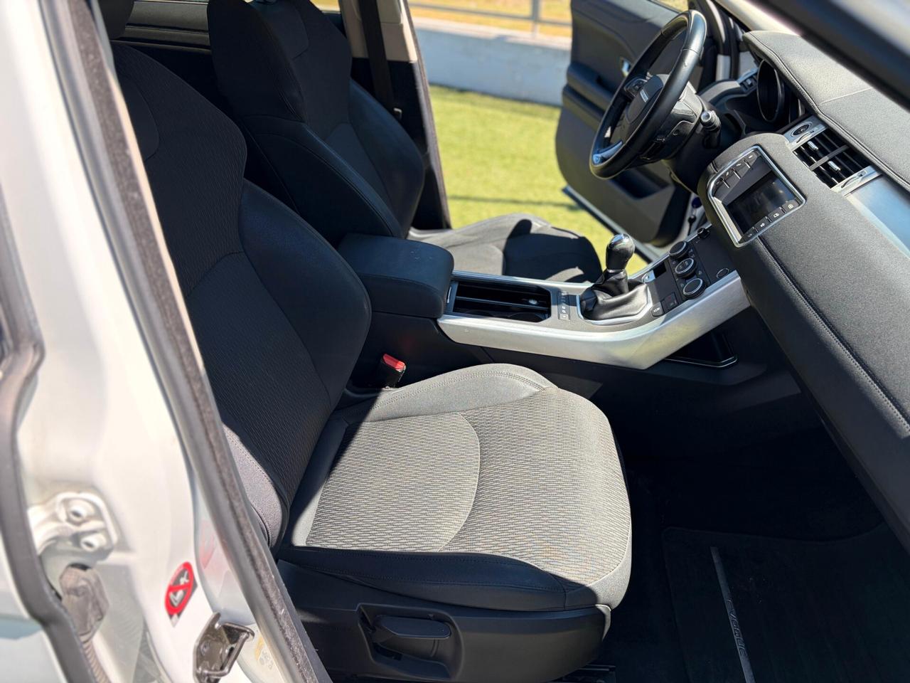 Land Rover Range Evoque 2.0 TD4 150 CV 5p. Pure