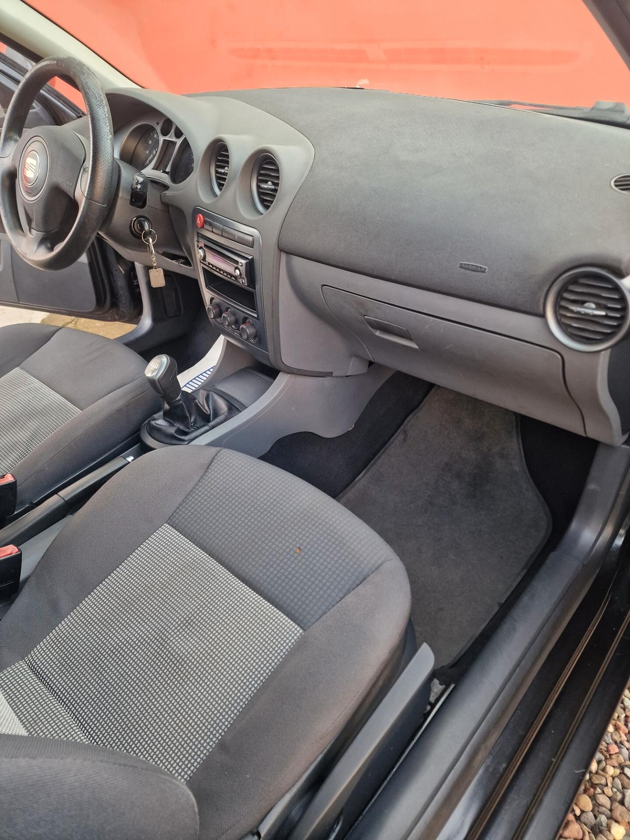 Seat Ibiza 1.2 12V 70CV 5p. Reference unicopr.