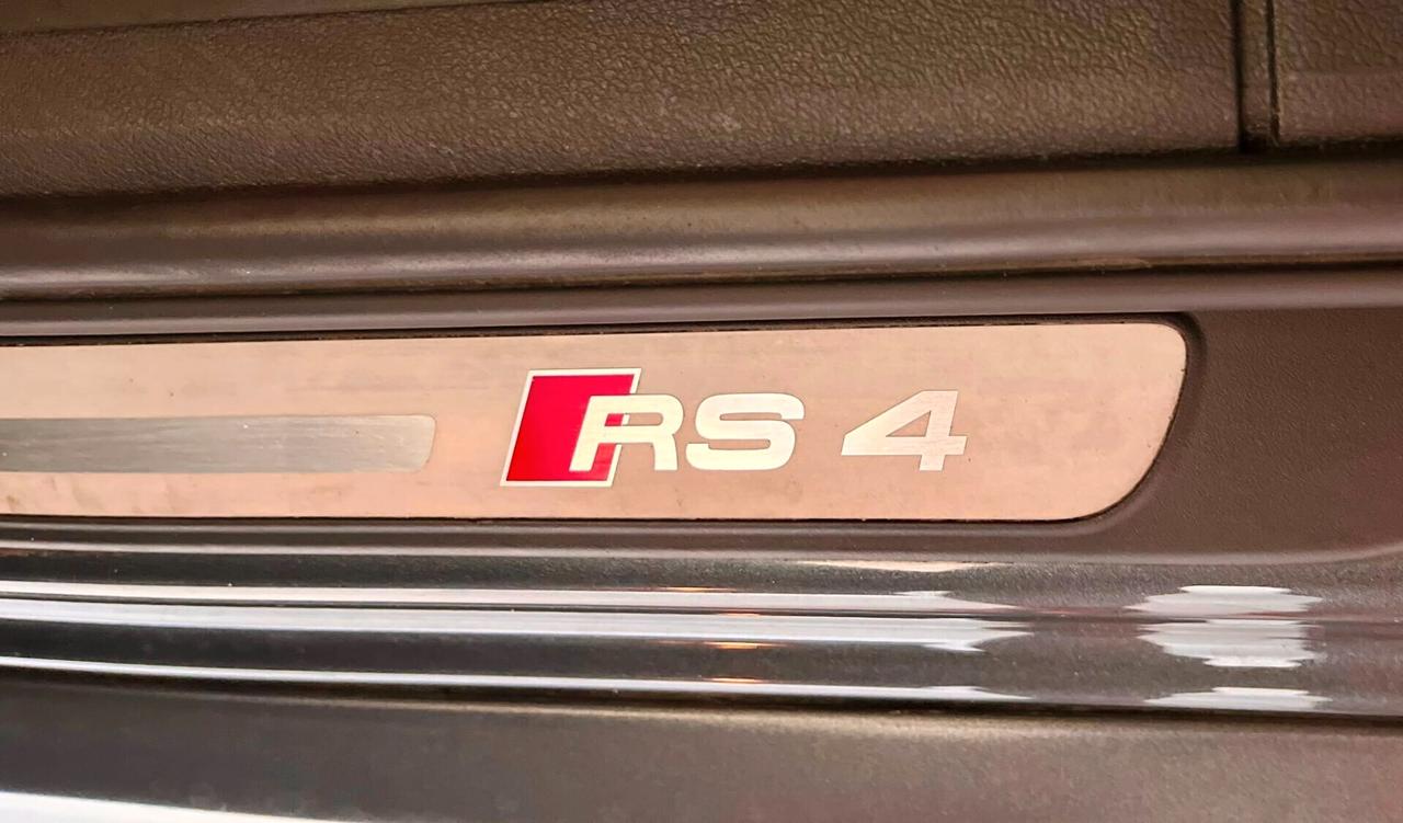 Audi RS4 avant 4.2 V8 Fsi quattro s tronic
