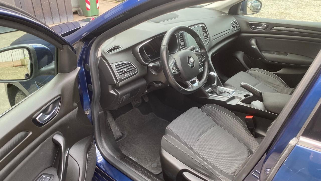Renault Megane Mégane Sporter Blue dCi 115 CV EDC autocarro