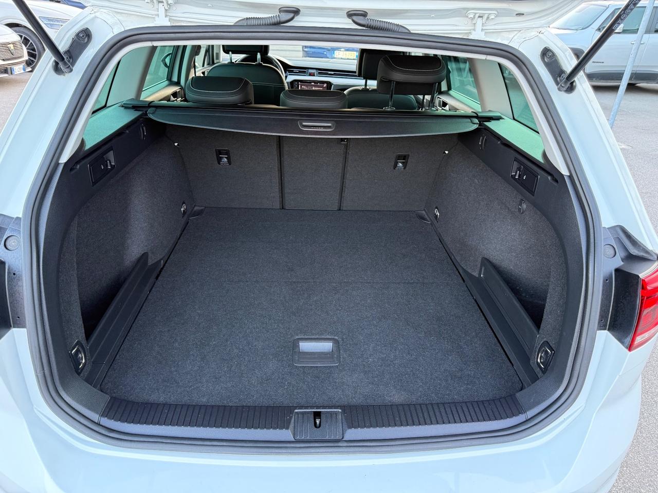 Volkswagen Passat Variant 2.0 150 CV TDI SCR EVO Executive