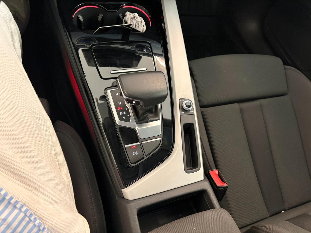 Audi A4 Avant 40 2.0 tdi mhev S line edition quattro 204cv s-tronic