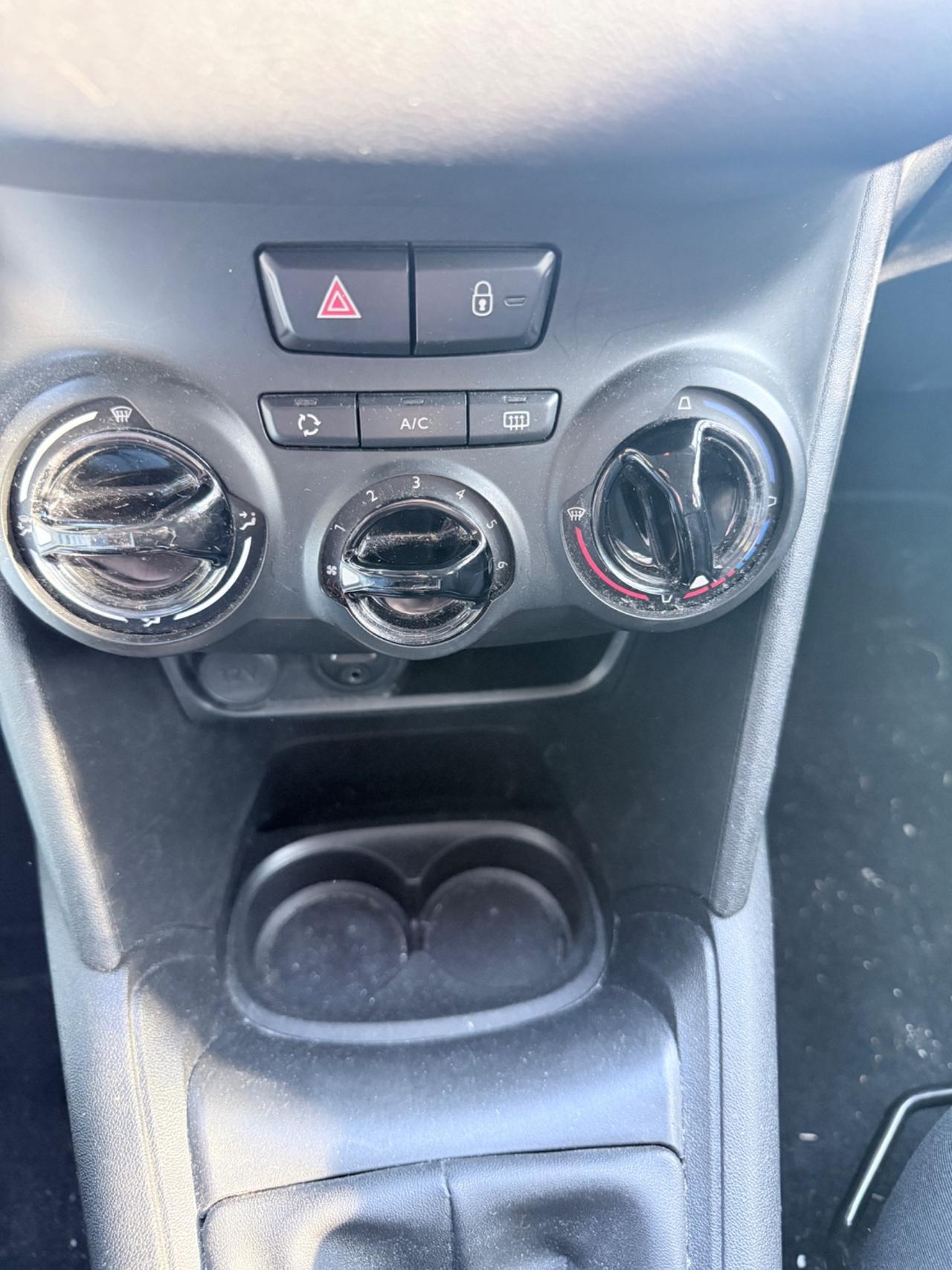 Peugeot 208 PureTech 82 5p. GPL Allure