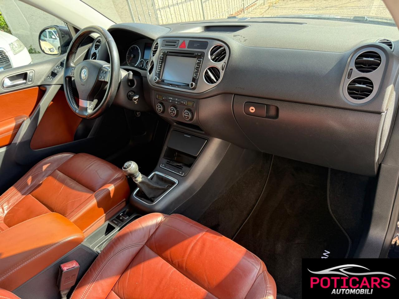 Volkswagen Tiguan 2.0 16V TDI DPF Track & Field (28°)