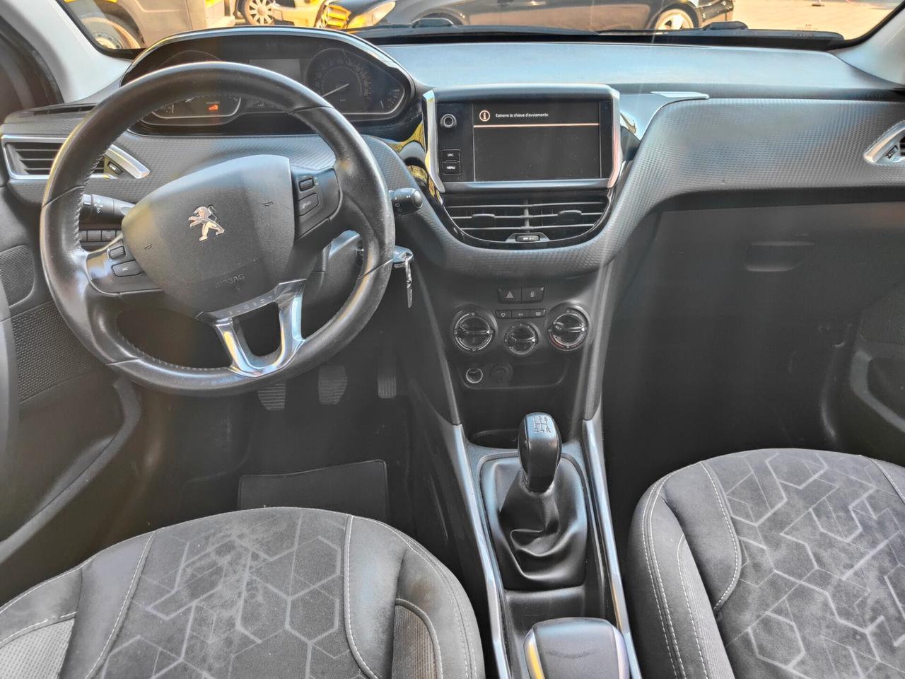 Peugeot 2008 PureTech 82 Active