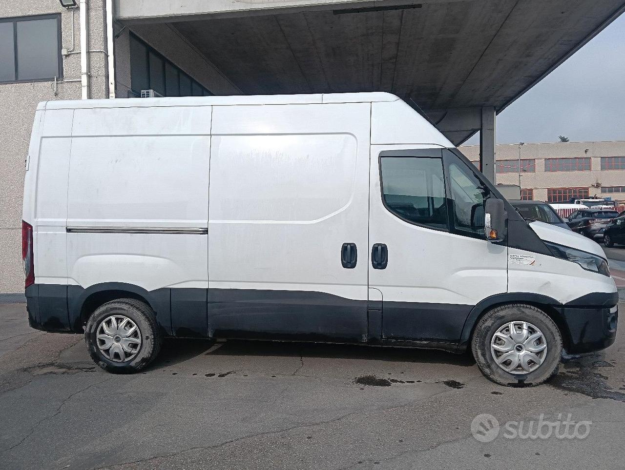 Iveco Daily 35S15V 2.3 HPT - 2015