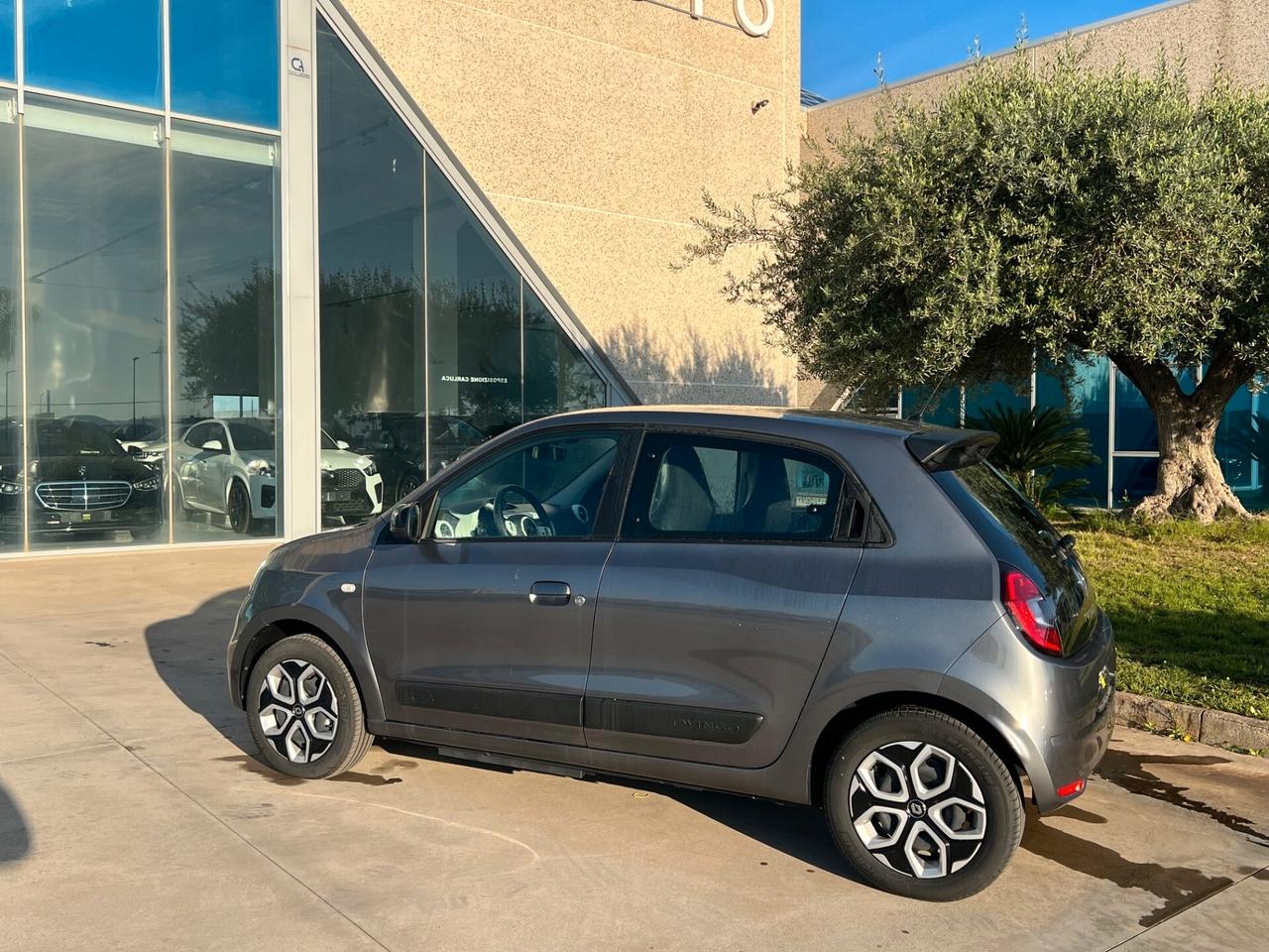 Renault Twingo Electric Equilibre 22kwh - possibilità noleggio no scoring