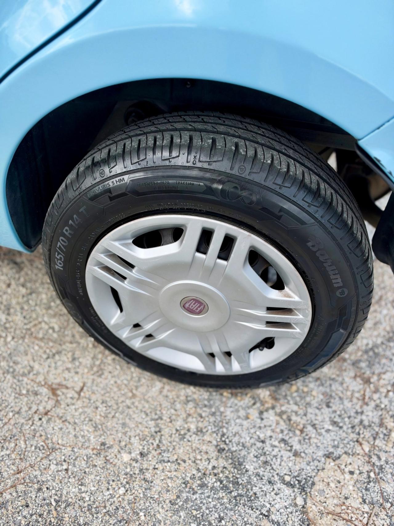 Fiat Panda 1.4 Natural Power benzina metano Neopatentati