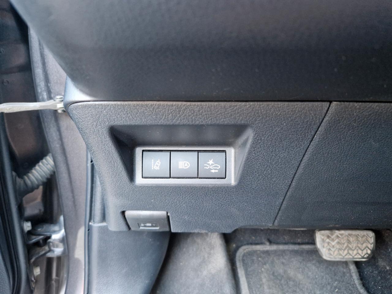 Toyota Yaris Hybrid 1.5 73CV AUTOMATICA, Bluetooth, Retrocamera, ADAS