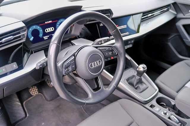 Audi A3 SPB 30 TDI Business