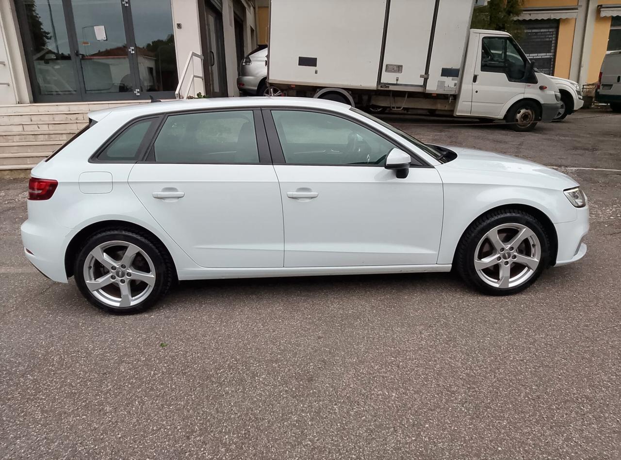 Audi A3 SPB 30 TDI S tronic Sport