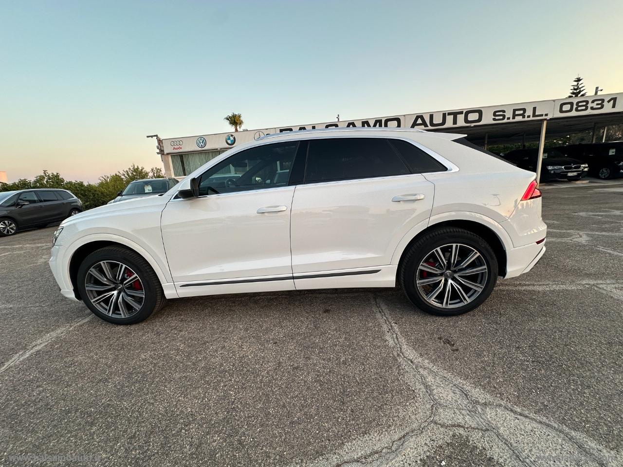 AUDI Q8 45 TDI S-LINE TETTO APRIBILE