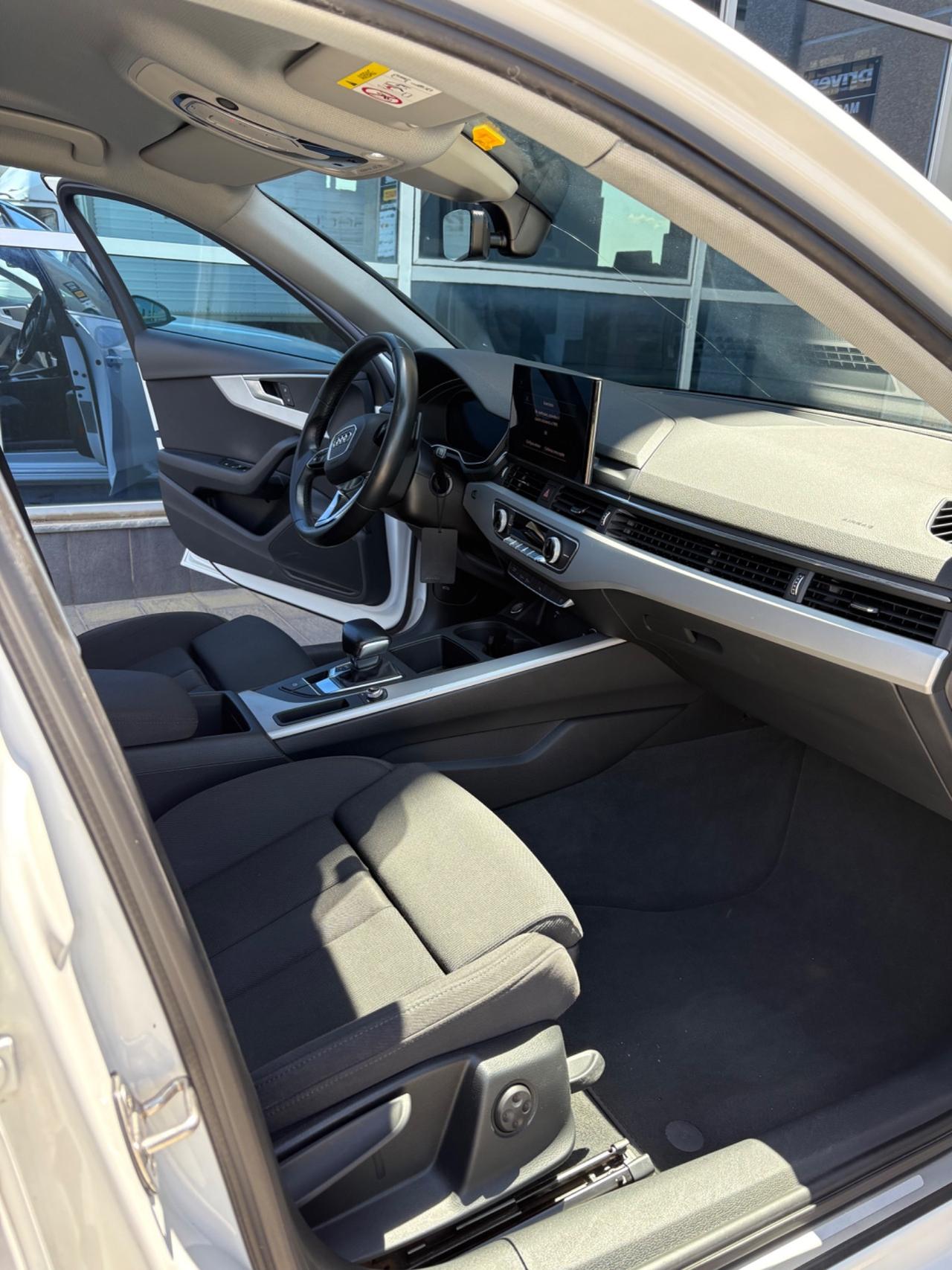 Audi A4 Avant 35 TDI/163 CV S tronic Business Advanced