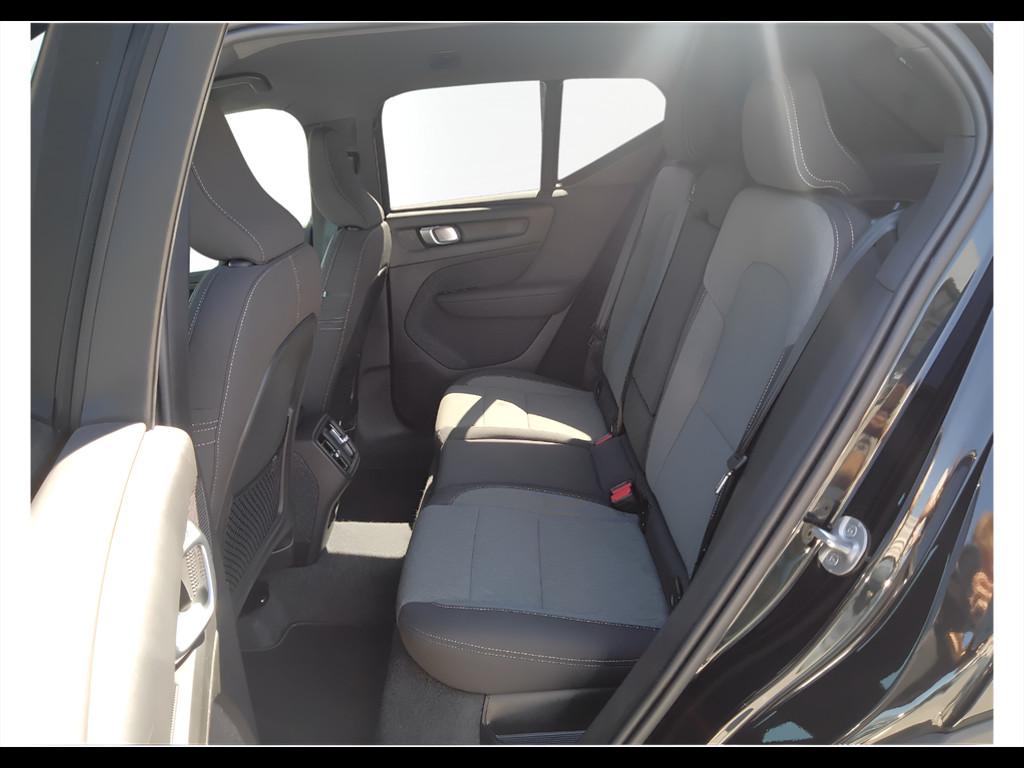 VOLVO XC40 2023 - XC40 2.0 b3 Core auto