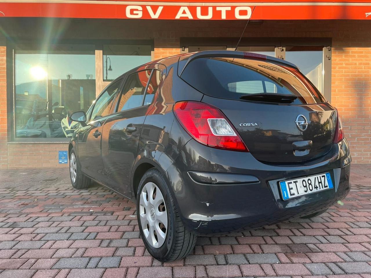 Opel Corsa 1.2 85CV 5 porte GPL !!! NEOPATENTATI !!!