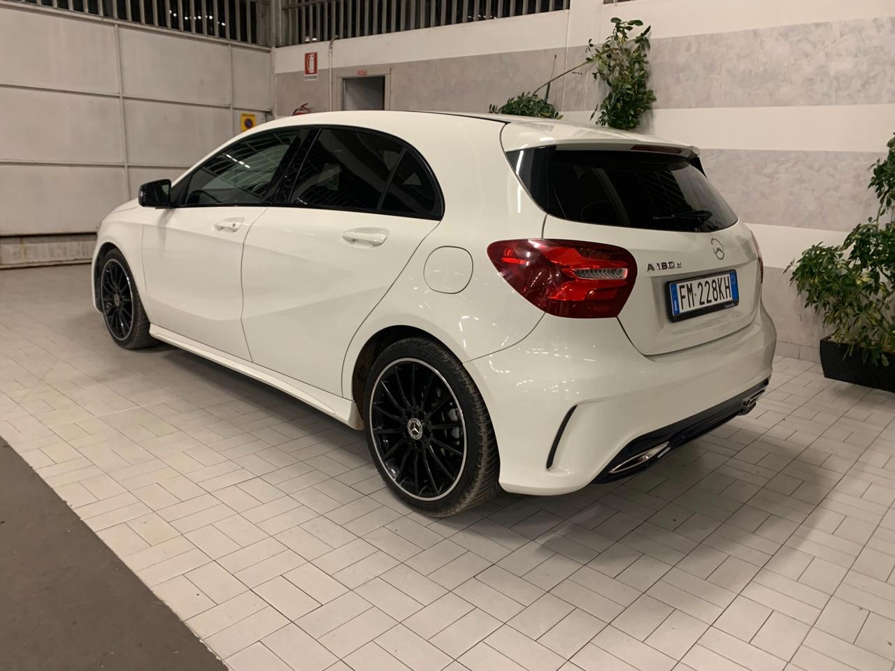 Mercedes-benz A 180 160 d Premium