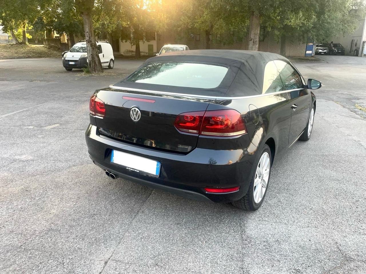 Volkswagen Golf Cabriolet 2.0 TDI DSG BlueM. Tech. 2013