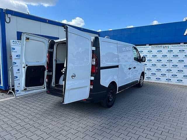 Nissan NV300 27 2.0 dCi 120CV PC-TN Van