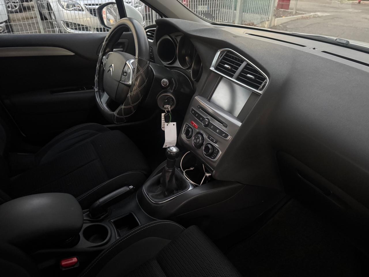 Citroen C4 1.6 HDI neopatentati garanzia 12 mesi