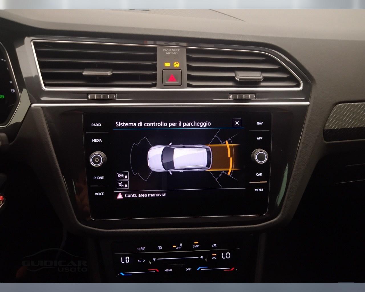 VOLKSWAGEN Tiguan II 2021 - Tiguan 1.5 tsi R-Line 150cv dsg