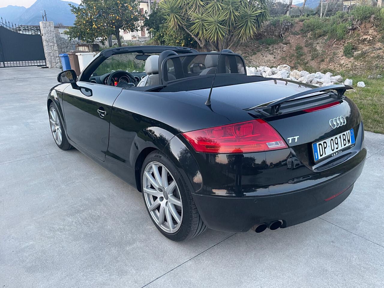 Audi TT Roadster 2.0 TFSI