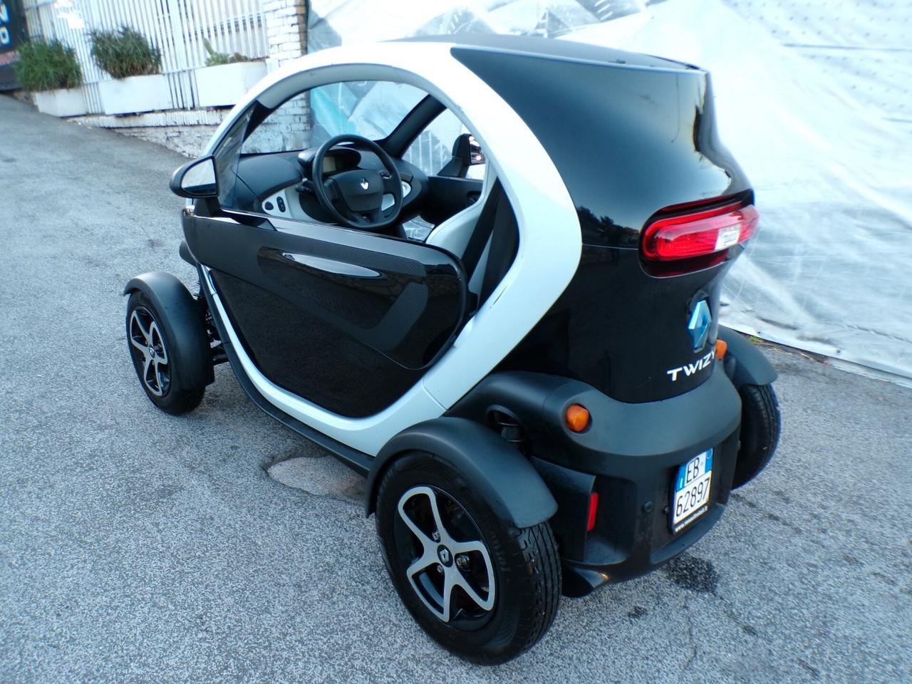 Renault Twizy batterie di proprietà