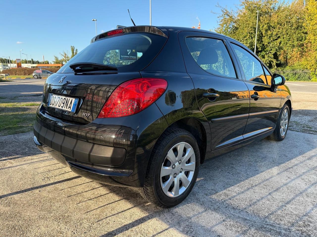 Peugeot 207 1.4 VTi 95CV 5p. Energie