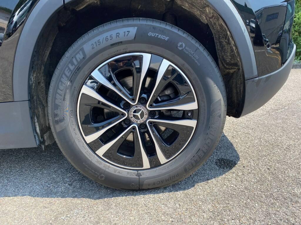 Mercedes GLA 180 180 D Advanced 8G-DCT