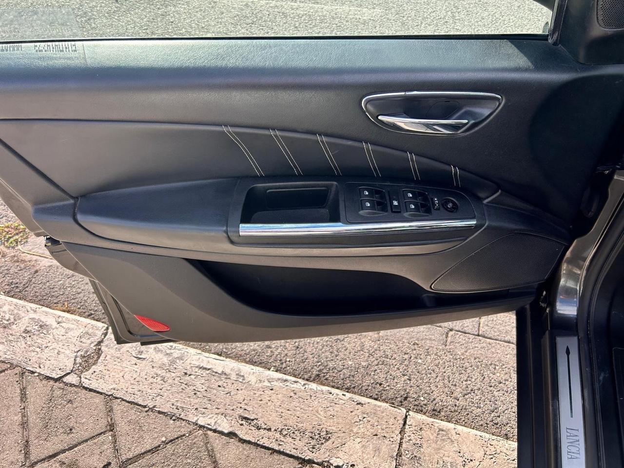 Lancia Delta 1.6 MJT DPF Platinum