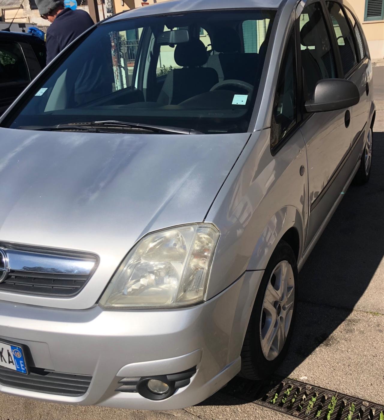 Opel Meriva 1.4 16V GPL-TECH Club