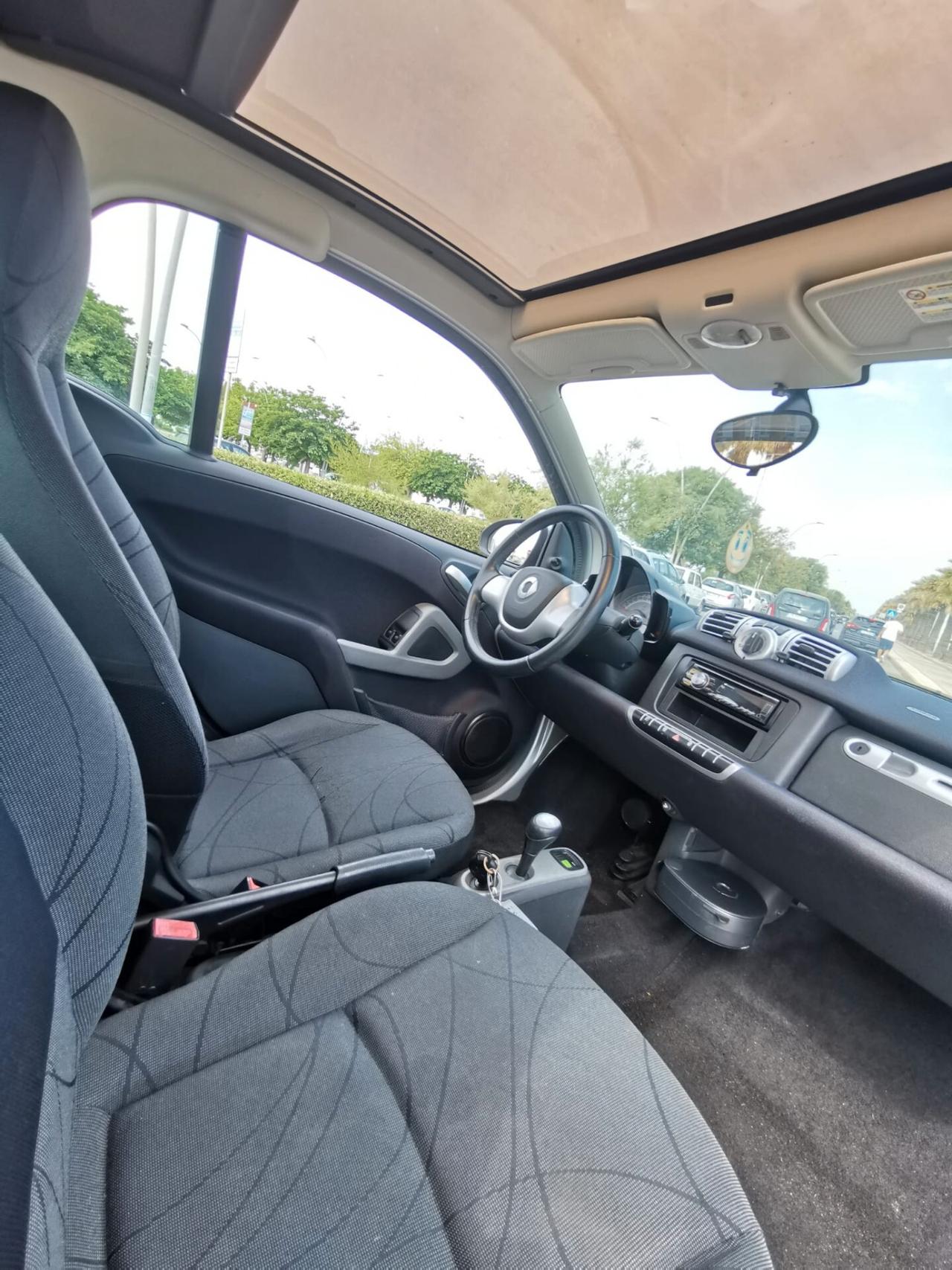 Smart ForTwo 1000 52 kW MHD coupé passion 2011