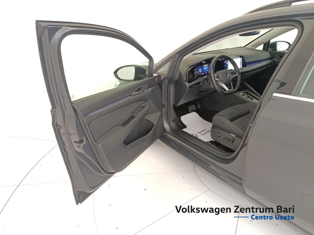 Volkswagen Golf variant 2.0 tdi style 150cv dsg