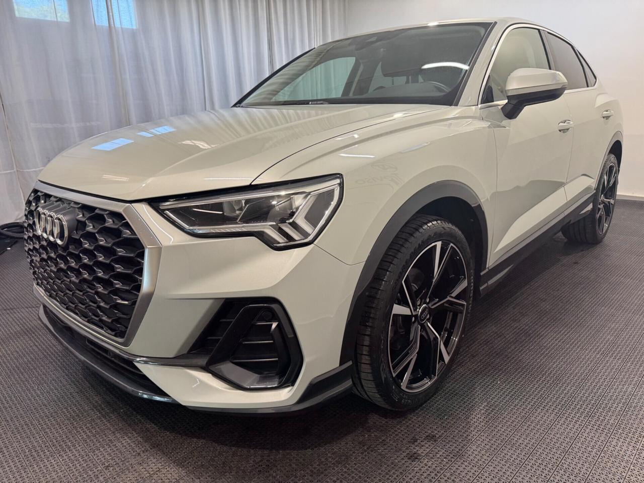 Audi Q3 Sportback 35 TDI S tronic Business Plus