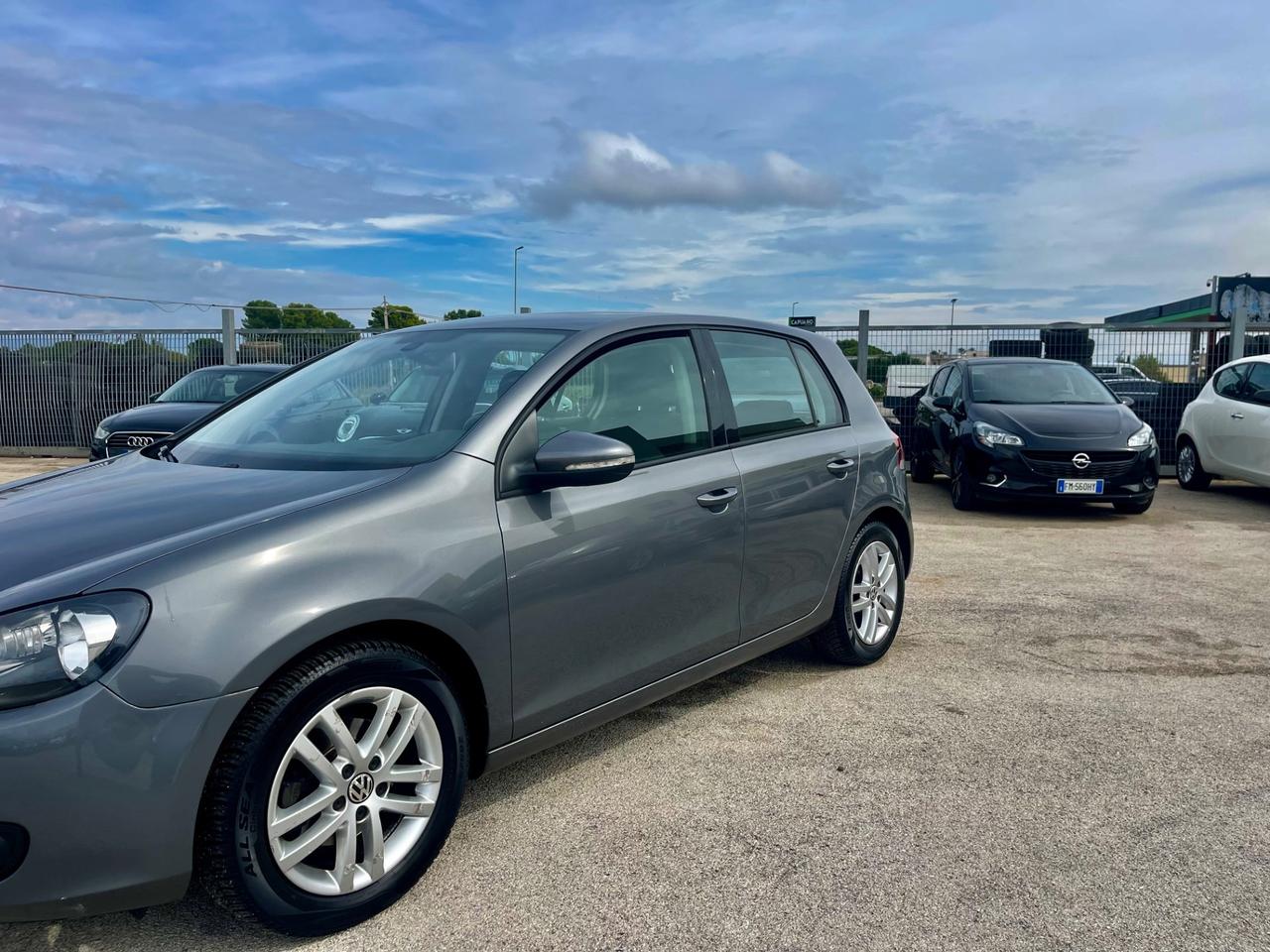 VOLKSWAGEN GOLF VI 1.6 TDI 105 HIGLINE 98000KM