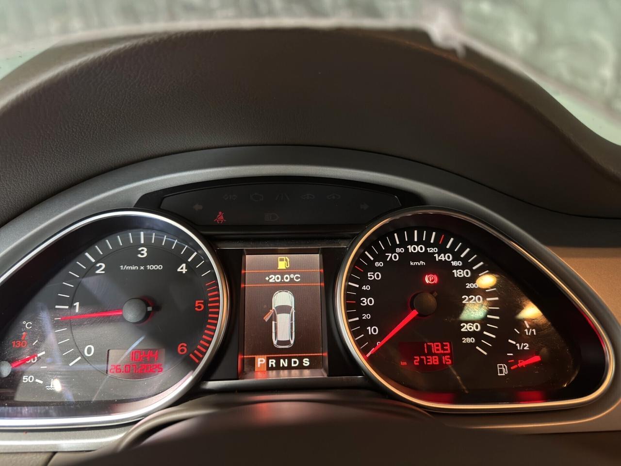 Audi Q7 3.0 V6 TDI 233CV quattro tiptronic
