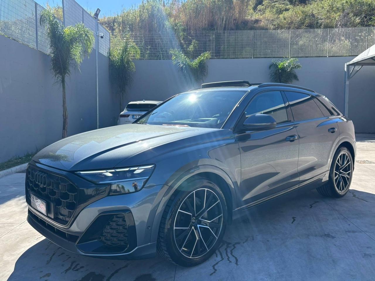 Audi Q8 SUV S line edition