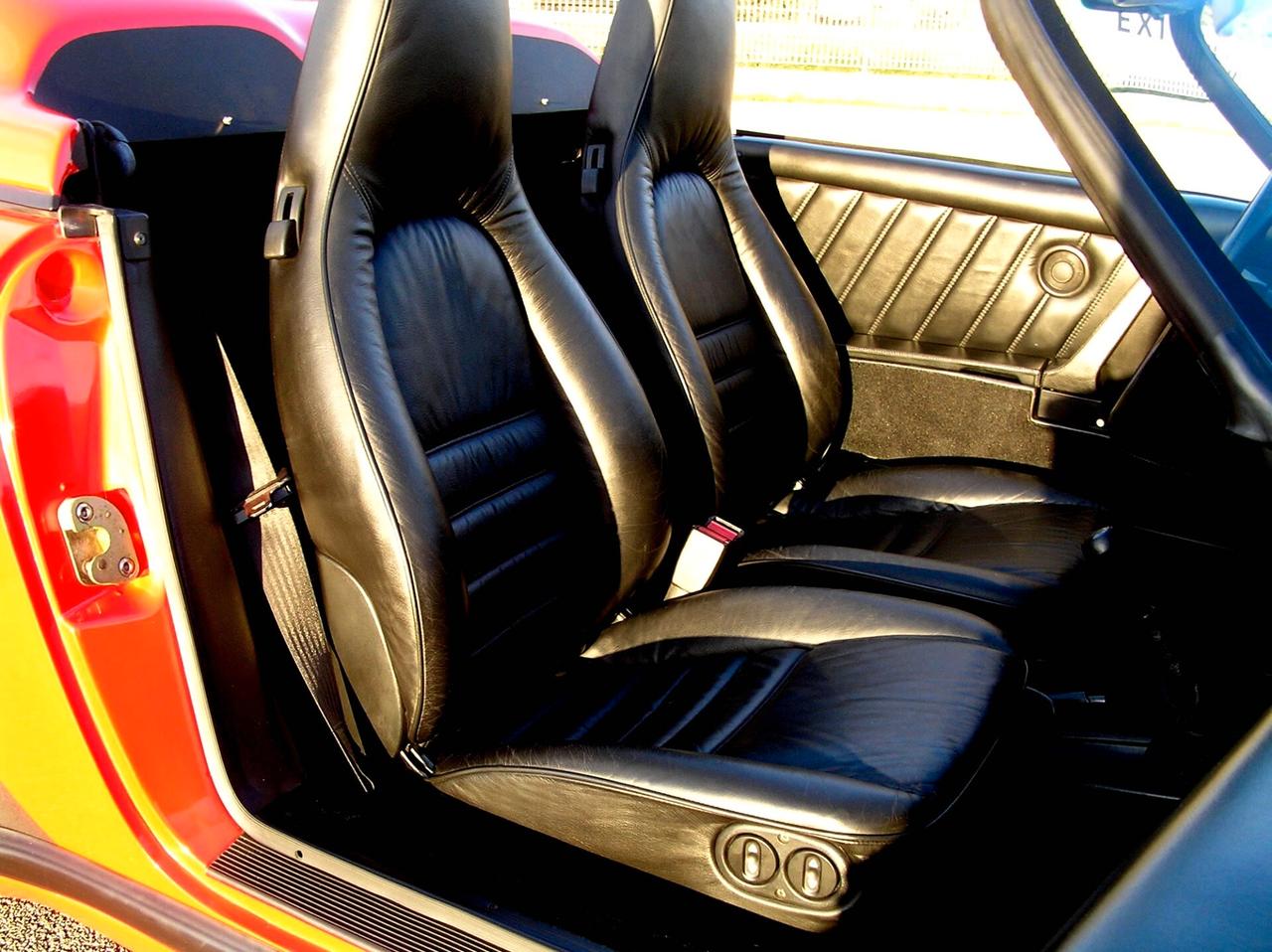 Porsche 911 3.2 Speedster Turbo Look