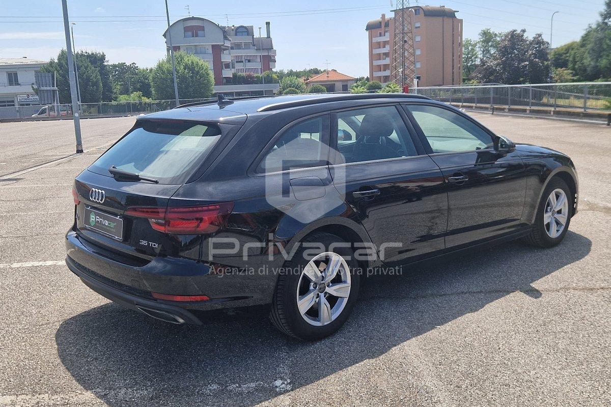 AUDI A4 Avant 35 TDI S tronic Business