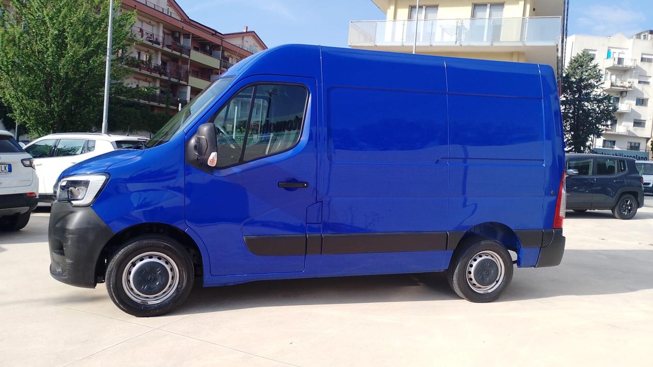 RENAULT MASTER FG TA L1 H2 T33 dCi 135 ICE 3 Posti