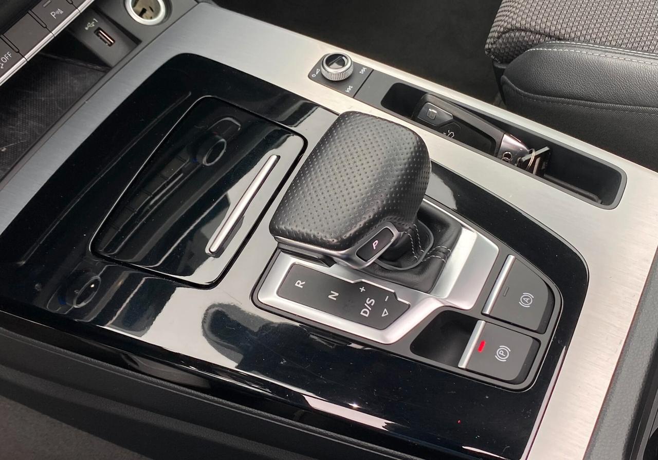 Audi Q5 SPB S line Plus 2.0 TDI 204CV s-tronic 4X4 mhev