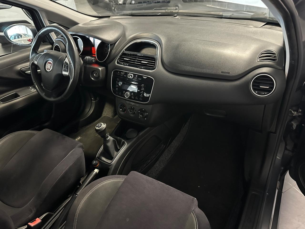 FIAT PUNTO 1.2 BENZINA 69CV NEOPATENTATI UNIPRO