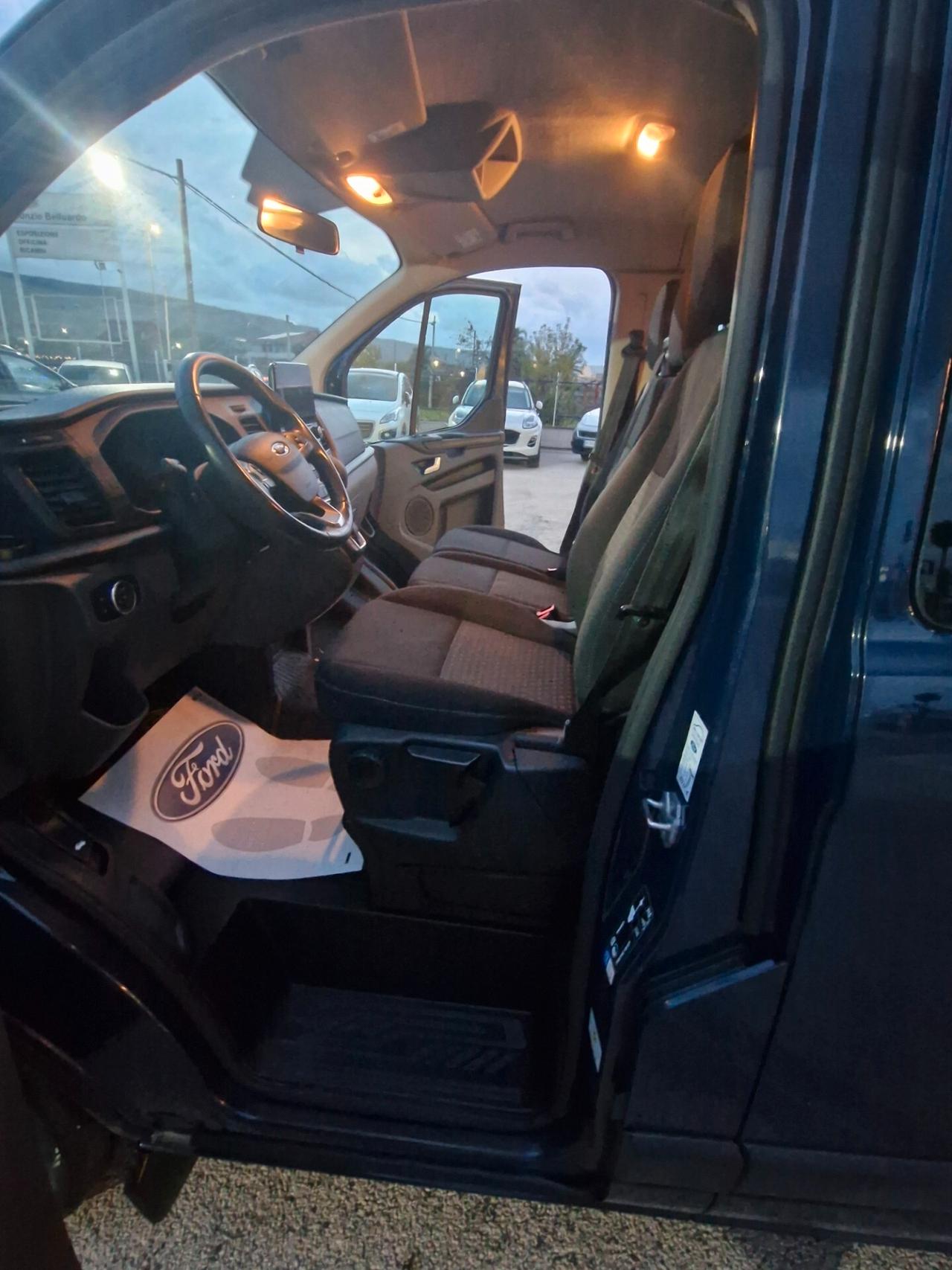 Ford Tourneo Custom 320 2.0 TDCi 130CV PC Trend