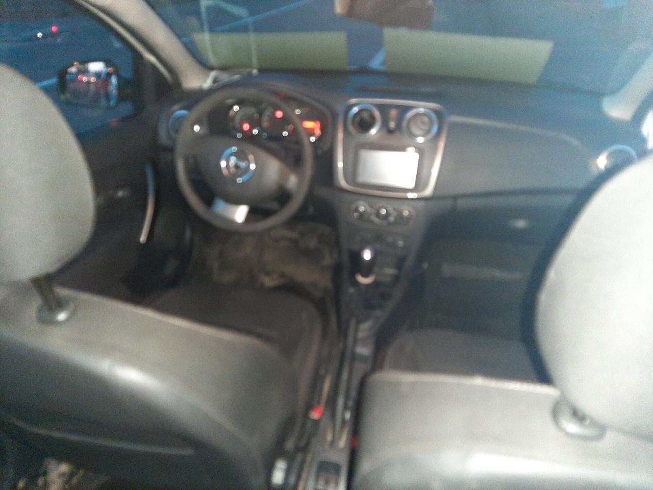 Dacia Sandero 1.2 GPL 75CV Lauréate IDEALE PER NEO PATENTATI