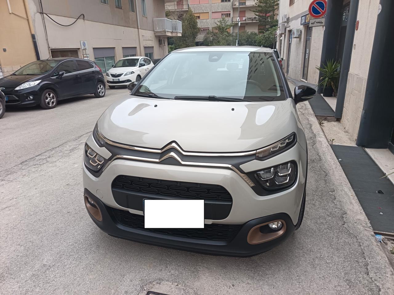 Citroen C3 PureTech Plus km 61000 unico propietario