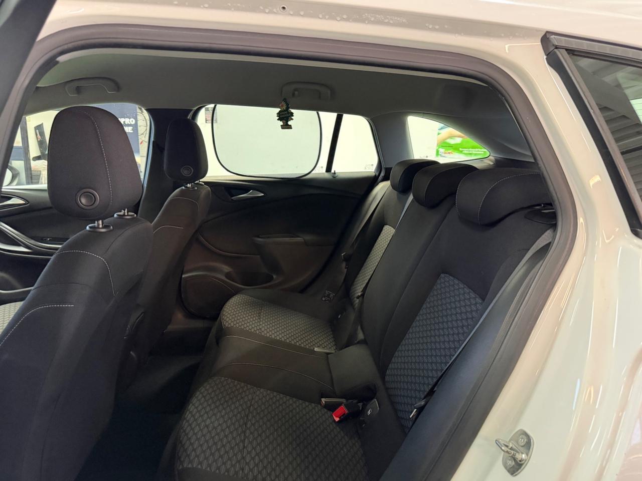 Opel Astra 1.6 CDTi Sports Tourer Business